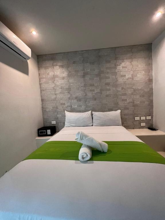 QUEEN SUITE WITH TERRACE MAYARI HOLBOX (2)